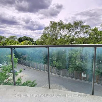 3830,&nbsp;Bathurst, Clanton Park, Toronto