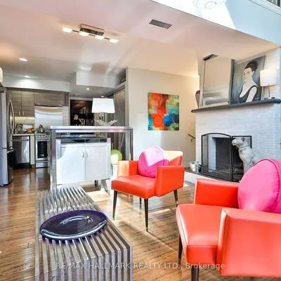 17,&nbsp;Pembroke, Moss Park, Toronto