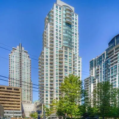 21,&nbsp;Hillcrest, Willowdale East, Toronto