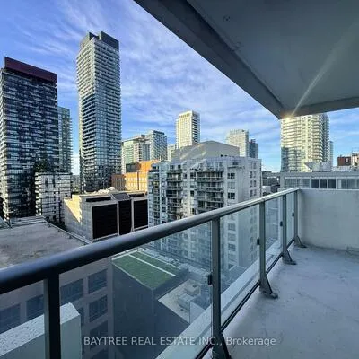 2221,&nbsp;Yonge, Mount Pleasant West, Toronto