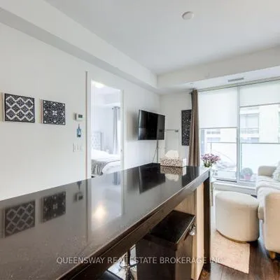 609,&nbsp;Avenue, Yonge-St. Clair, Toronto