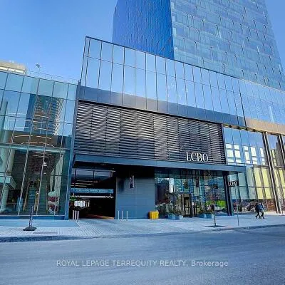 138,&nbsp;Downes, Waterfront Communities C8, Toronto