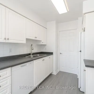 28,&nbsp;Empress, Willowdale East, Toronto