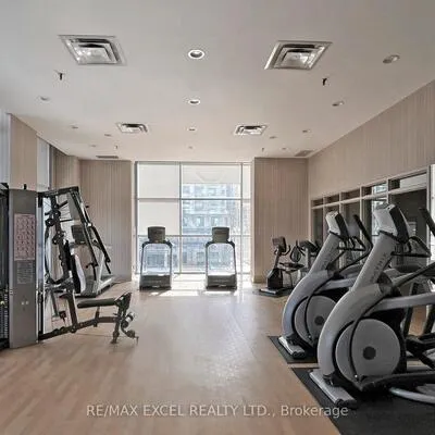 8,&nbsp;Hillcrest, Willowdale East, Toronto