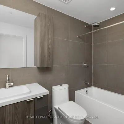 15,&nbsp;Mercer, Waterfront Communities C1, Toronto