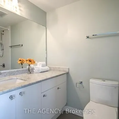 20,&nbsp;Cole, Regent Park, Toronto