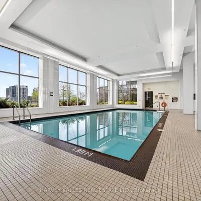 16,&nbsp;Yonge, Waterfront Communities C1, Toronto