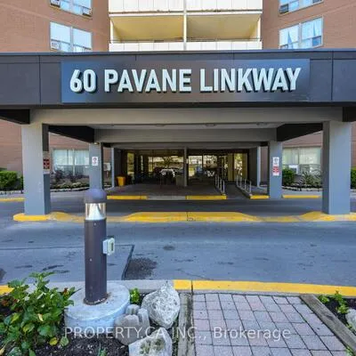 60,&nbsp;Pavane Linkway, Flemingdon Park, Toronto