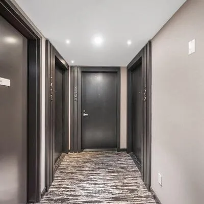 18,&nbsp;Maitland, Church-Yonge Corridor, Toronto