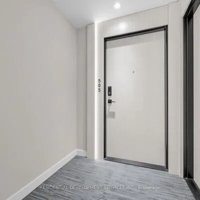 699,&nbsp;Sheppard, Bayview Village, Toronto