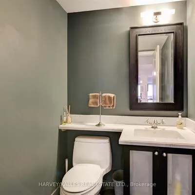 99,&nbsp;Avenue, Annex, Toronto