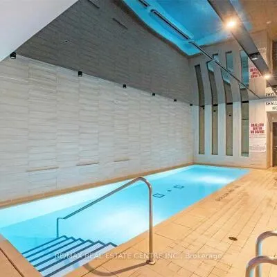 19,&nbsp;Bathurst, Waterfront Communities C1, Toronto