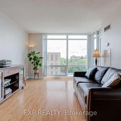 3840,&nbsp;Bathurst, Clanton Park, Toronto