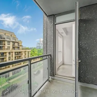17,&nbsp;Kenaston, Bayview Village, Toronto