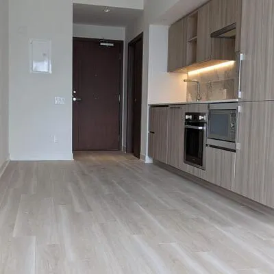 19,&nbsp;Bathurst, Waterfront Communities C1, Toronto