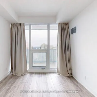 15,&nbsp;Holmes, Willowdale East, Toronto