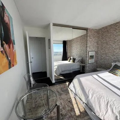 715,&nbsp;Don Mills, Flemingdon Park, Toronto