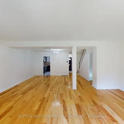 6,&nbsp;Esterbrooke, Don Valley Village, Toronto