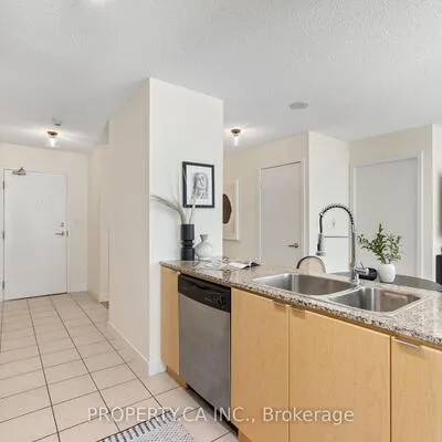 11,&nbsp;Brunel, Waterfront Communities C1, Toronto