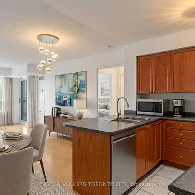 18,&nbsp;Parkview, Willowdale East, Toronto