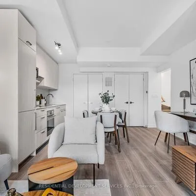69,&nbsp;Curlew, Parkwoods-Donalda, Toronto