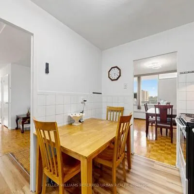 10,&nbsp;Parkway Forest, Henry Farm, Toronto