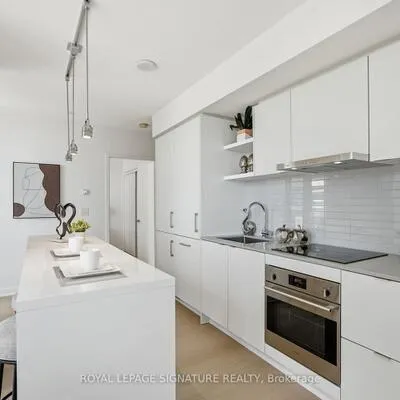 88,&nbsp;Harbour, Waterfront Communities C1, Toronto