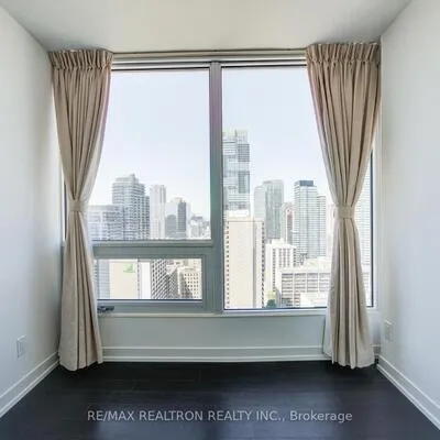 85,&nbsp;Wood, Church-Yonge Corridor, Toronto