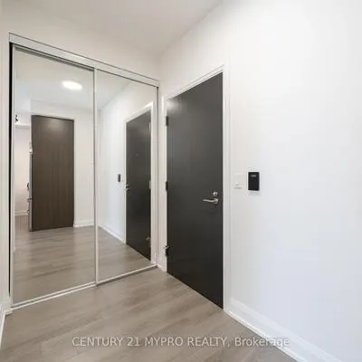 18,&nbsp;Graydon Hall, Parkwoods-Donalda, Toronto