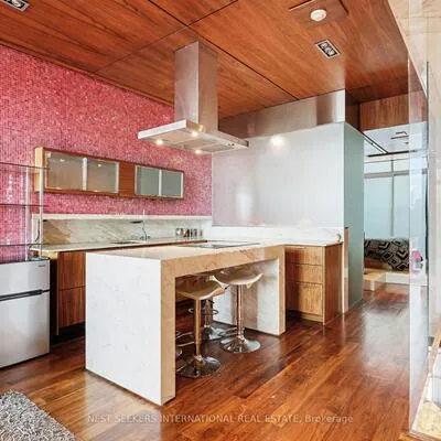 388,&nbsp;Richmond, Waterfront Communities C1, Toronto