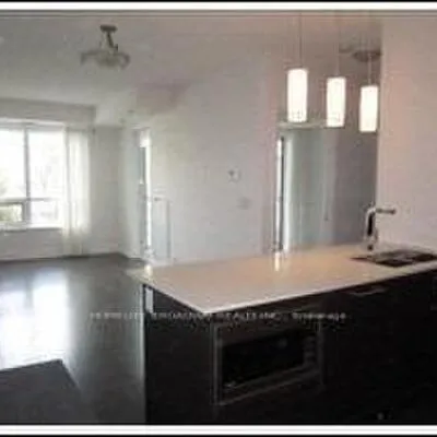 21,&nbsp;Clairtrell, Willowdale East, Toronto