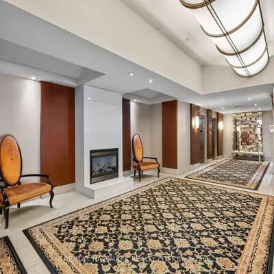 25,&nbsp;George, Moss Park, Toronto