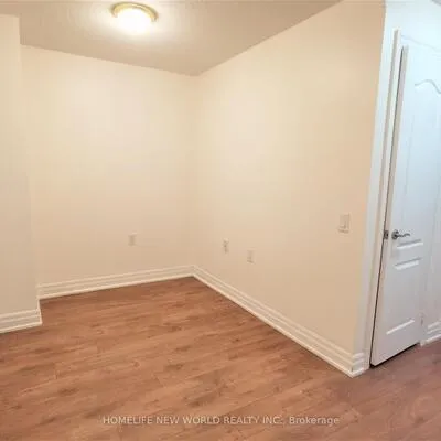 21,&nbsp;Hillcrest, Willowdale East, Toronto