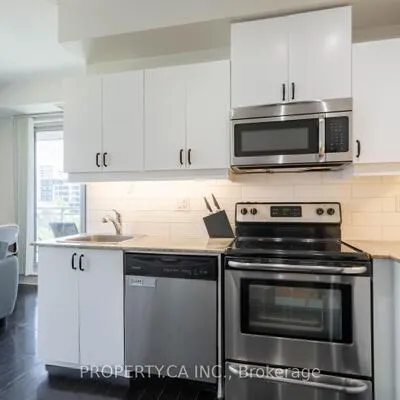 17,&nbsp;Kenaston, Bayview Village, Toronto