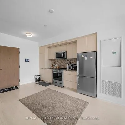 30,&nbsp;Inn The Park, Banbury-Don Mills, Toronto