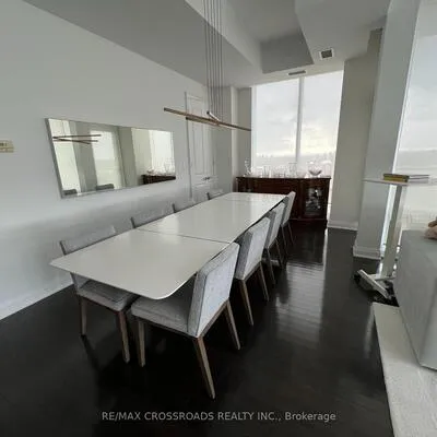 1,&nbsp;Bedford, Annex, Toronto