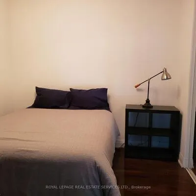 1,&nbsp;Bedford, Annex, Toronto