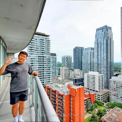 89,&nbsp;Dunfield, Mount Pleasant West, Toronto
