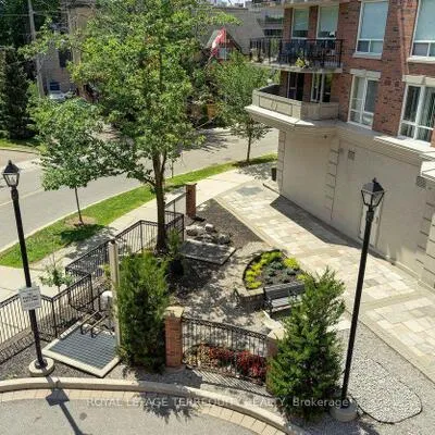 18,&nbsp;Wanless, Lawrence Park North, Toronto