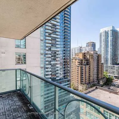 212,&nbsp;Eglinton, Mount Pleasant East, Toronto