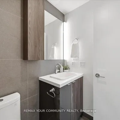 15,&nbsp;Mercer, Waterfront Communities C1, Toronto