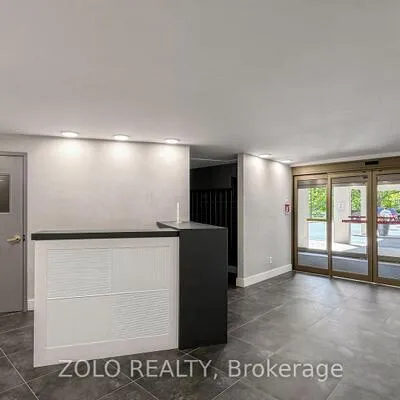 20,&nbsp;Edgecliff, Flemingdon Park, Toronto