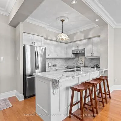 18,&nbsp;Wanless, Lawrence Park North, Toronto