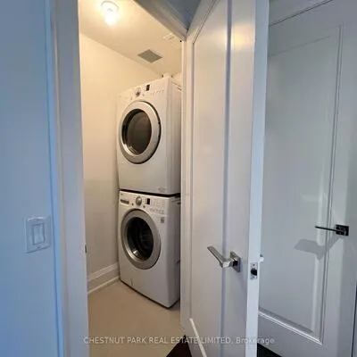 88,&nbsp;Davenport, Annex, Toronto
