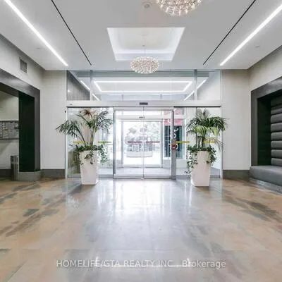 18,&nbsp;Yonge, Waterfront Communities C1, Toronto