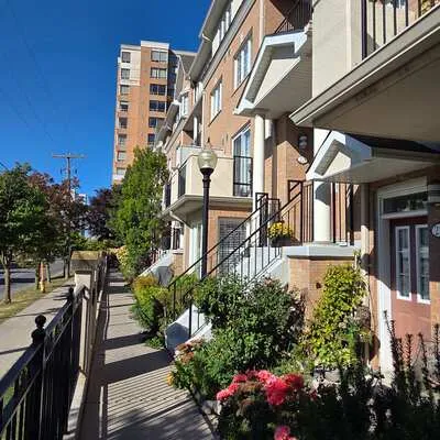221,&nbsp;Grandview, Willowdale East, Toronto