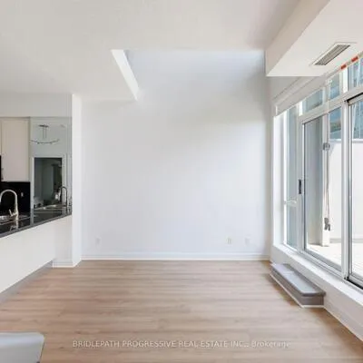 1,&nbsp;Avondale, Willowdale East, Toronto