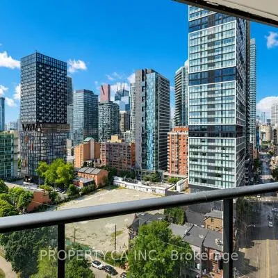 219,&nbsp;Dundas, Church-Yonge Corridor, Toronto