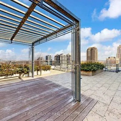 28,&nbsp;Avondale, Willowdale East, Toronto