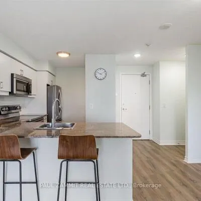 27,&nbsp;Rean, Bayview Village, Toronto